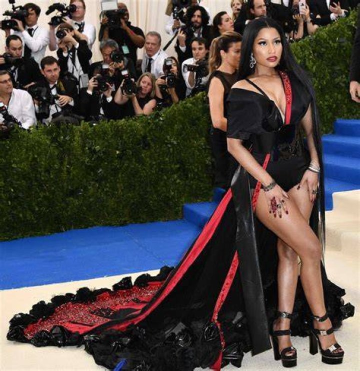 Nicki-Minaj-met-gala-2017-beauty