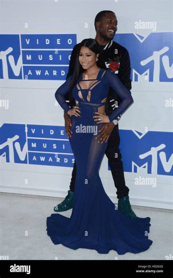 nicki-minaj-mtv-vma-2016-best-dressed-ftr