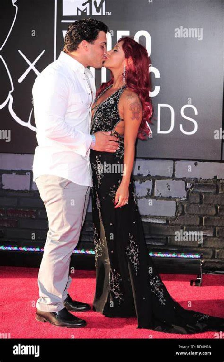 Nicole-Polizzi-mtv-vmas-2013