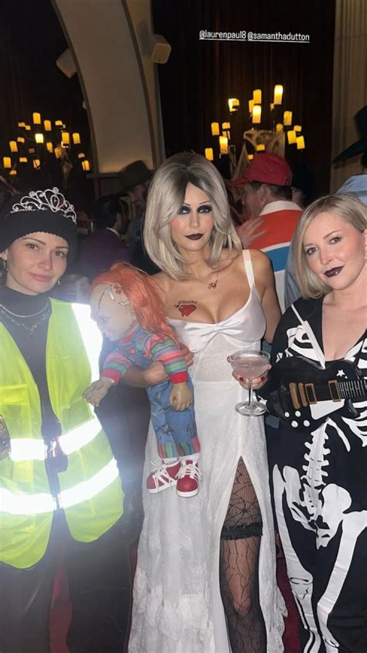 nina-dobrev-halloween