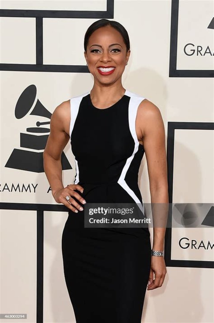 Nischelle-Turner-grammys-2015-grammy-awards-