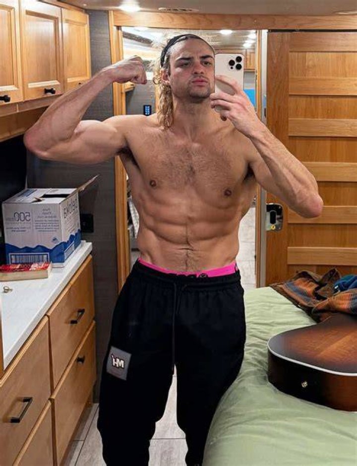 Noah Centineo Shirtless