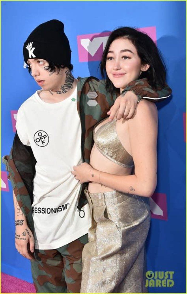 Noah Cyrus At 2018 VMAs