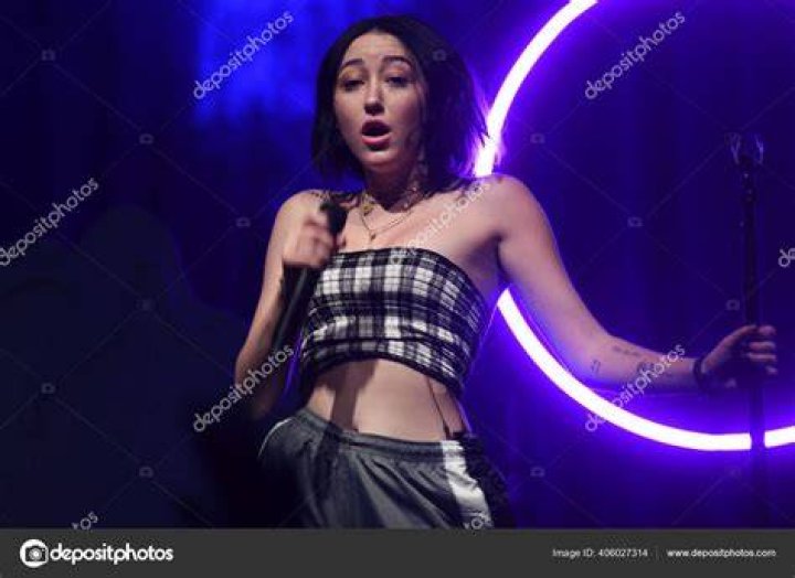 Noah Cyrus Performing In Florida