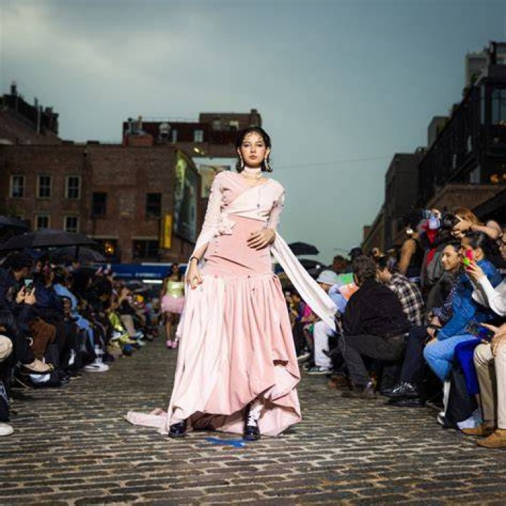 NYFW VogueWorld Fashion Show Meatpacking District, NY. 12 Sep 2022 Pictured: Serena Williams. Photo credit: RCF / MEGA TheMegaAgency.com +1 888 505 6342 (Mega Agency TagID: MEGA895392_005.jpg) [Photo via Mega Agency]