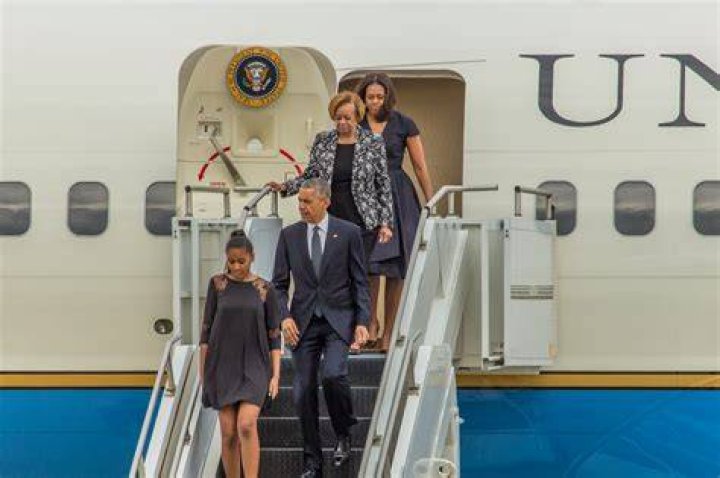 Obama Family Exiting Plane