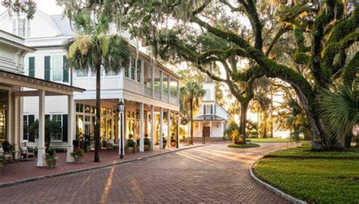 Palmetto Bluff, SC - *EXCLUSIVE* - Take an exclusive inside look at the Montage Palmetto Bluff, the venue where Justin and Hailey Bieber are set to say their "I dos" again! This luxe riverside resort sits on a 20,000-acre property adjacent to the Atlantic Ocean! The Biebers are very excited to make their one-year marriage extra official with their religious vows. The two originally wed in a New York City courthouse last year. Pictured: Justin Bieber BACKGRID USA 27 SEPTEMBER 2019 BYLINE MUST READ: MiamiPIXX / BACKGRID USA: +1 310 798 9111 / UK: +44 208 344 2007 / *UK Clients - Pictures Containing Children Please Pixelate Face Prior To Publication*