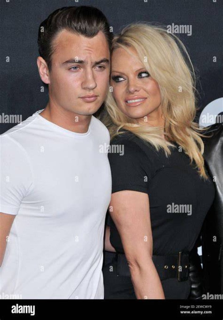 pamela anderson brandon lee