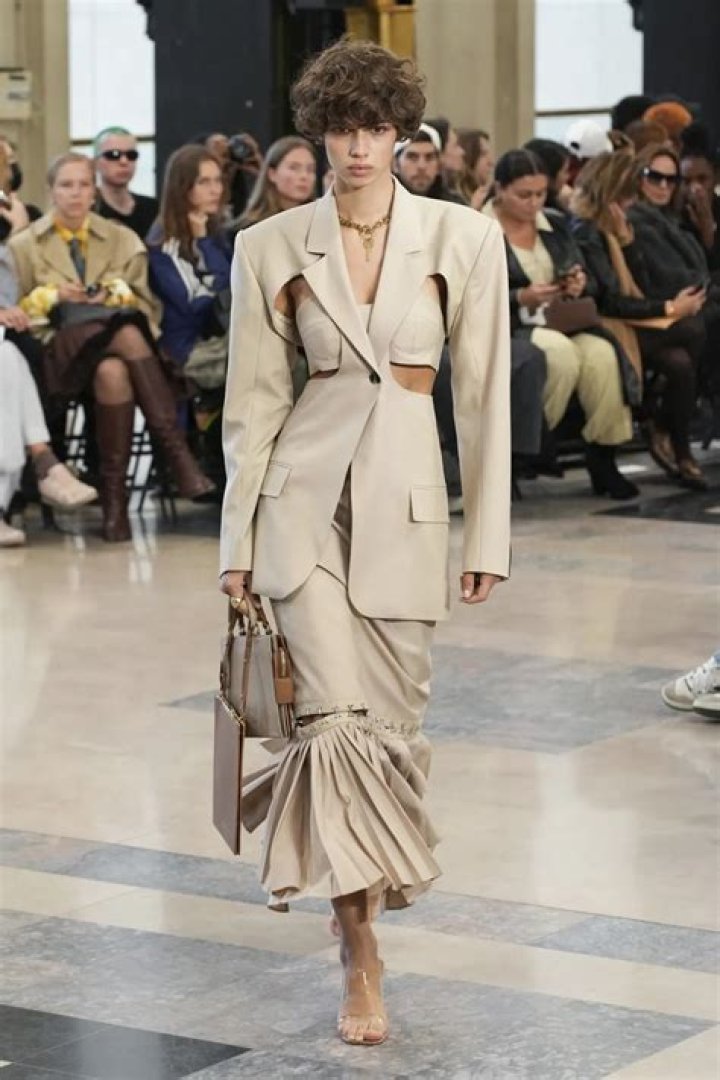 Paris Fashion Week 2023: Photos