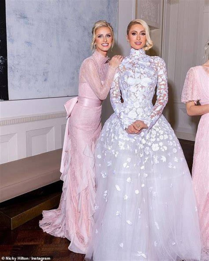 Paris Hilton & sister Nicky Celebrate Tina Chen Craig&rsquo;s Birthday