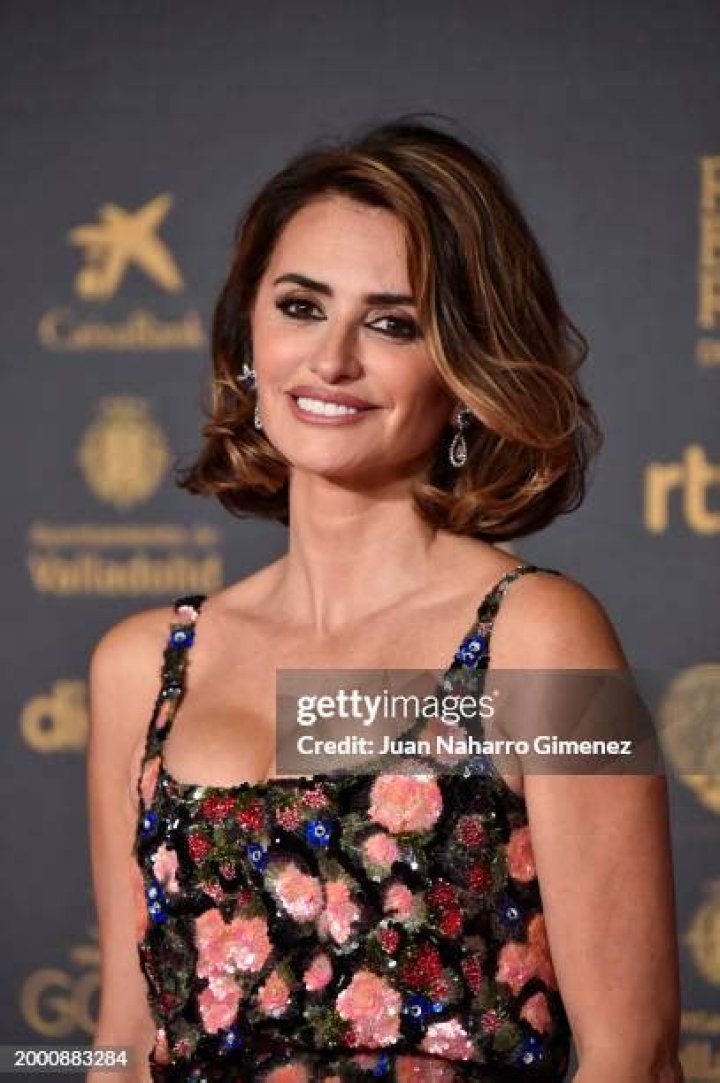Penelope Cruz attends the red carpet of the movie "Madres Paralelas" during the 78th Venice International Film Festival on September 01, 2021 in Venice, Italy'Parallel Mothers' premiere and Opening Ceremony, 78th Venice International Film Festival, Italy - 01 Sep 2021