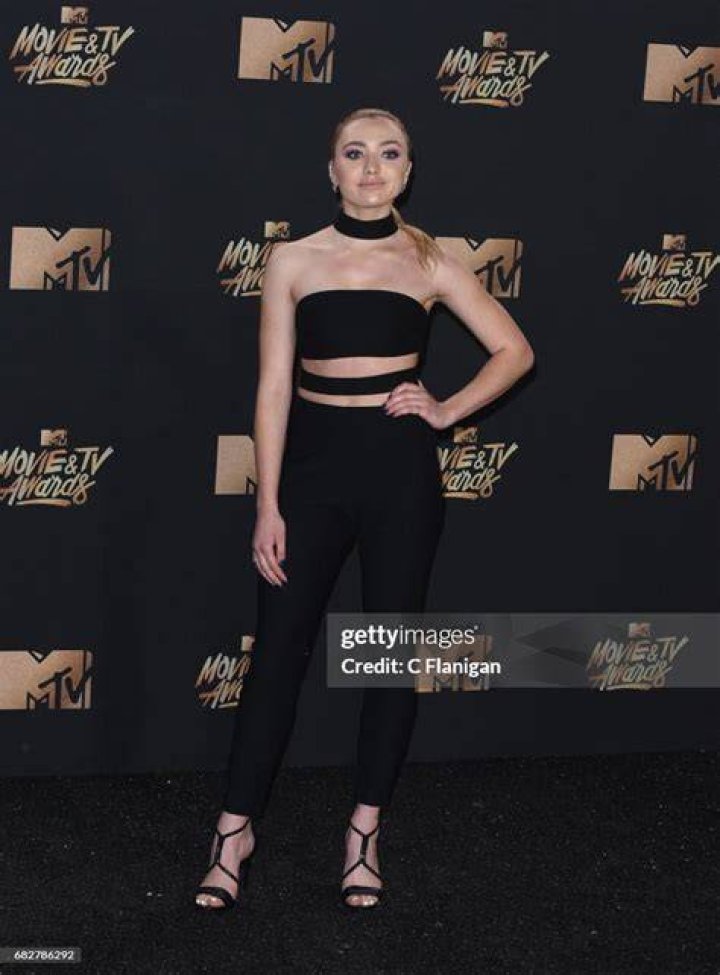 peyton-list-mtv-awards-2017-best-dressed