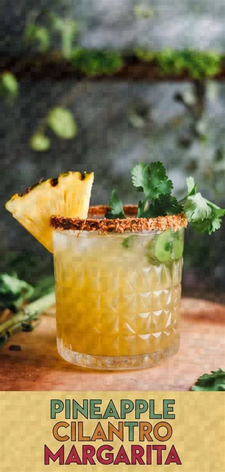 Pineapple-Cilantro-Margarita-galalery