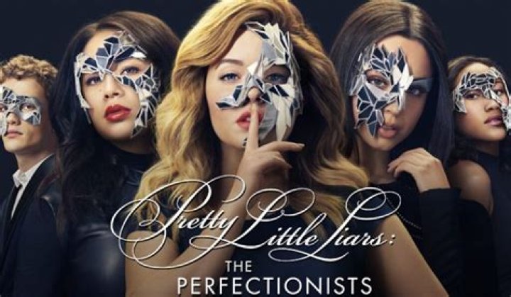PRETTY LITTLE LIARS: THE PERFECTIONISTS - Freeform's "Pretty Little Liars: The Perfectionists" stars Hayley Erin as TBD, Kelly Rutherford as Claire, Graeme Thomas King as Jeremy, Janel Parrish as Mona, Sasha Pieterse as Alison, Sofia Carson as Ava, Eli Brown as Dylan, and Sydney Park as Caitlin. (Freeform/Kurt Iswarienko)
