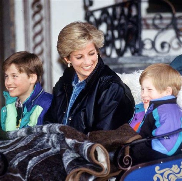 PRINCE WILLIAM, Princess Diana, PRINCE CHARLES AND PRINCE HARRY AND HOUSEMASTER DR GALLEY Prince William's First Day at Eton College Public School, Windsor, Britain - 1995
