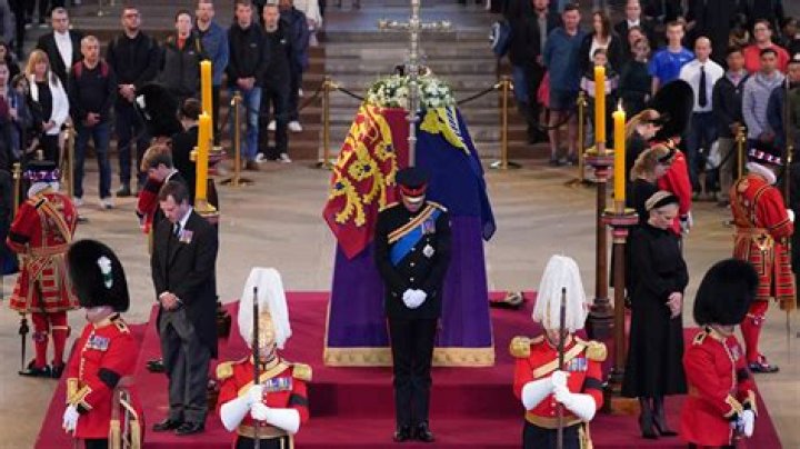 Queen Elizabeth II&rsquo;s Vigil
