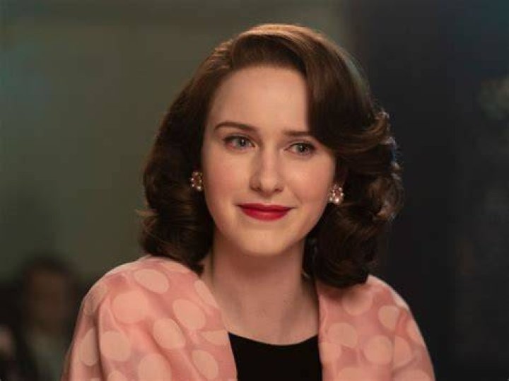 Rachel Brosnahan As Midge Maisel Filming Season 5