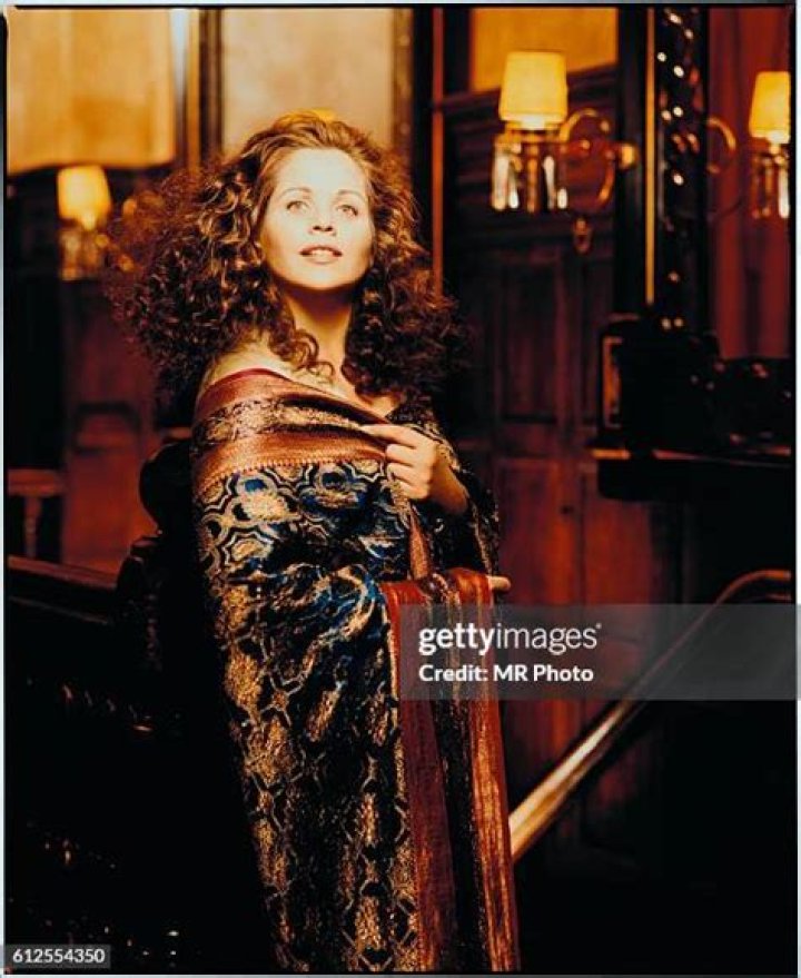 Renee-Fleming-gallery-5