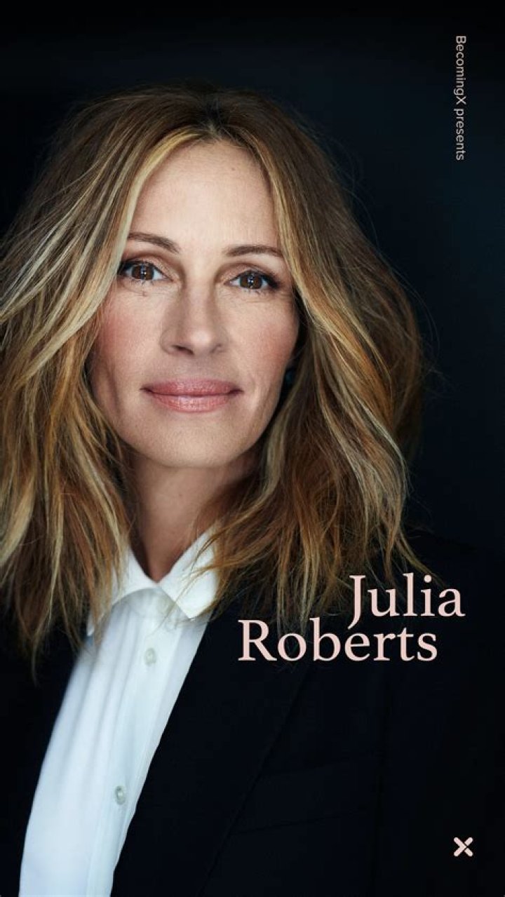 Roberts Actress Julia Roberts is seen in Universal City, Calif., as she arrives at the Screen Actors Guild annual meeting where she accepted the Guild's Achievement Award on behalf of Audrey Hepburn, . Hepburn, the 28th recipient of the award, is at her home in Switzerland where she is recovering from cancer surgery Julia Roberts 1993, Universal City, USA