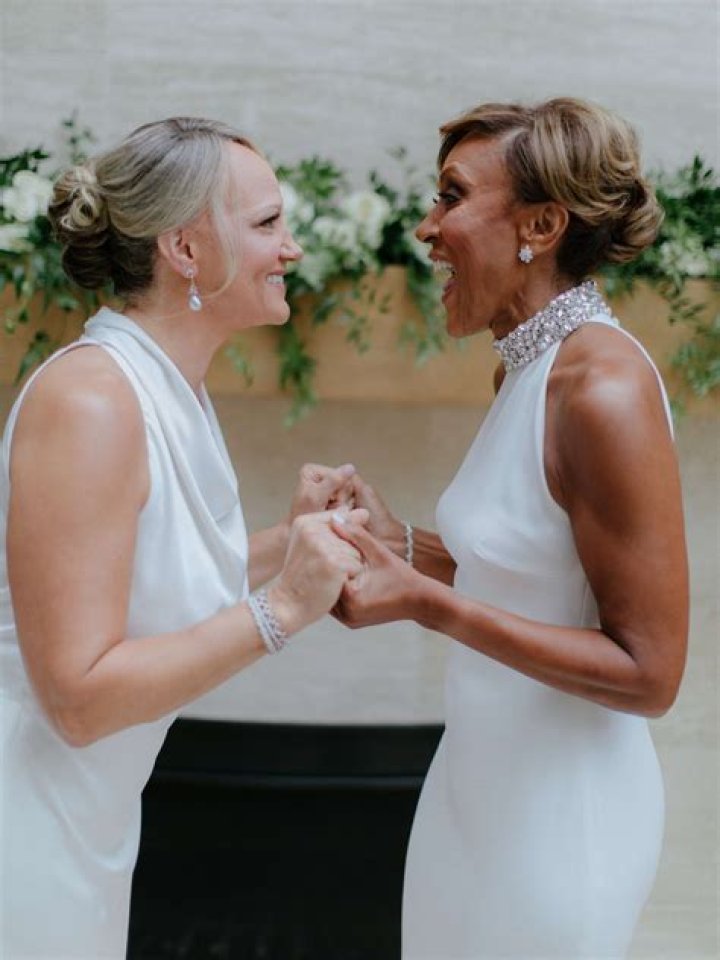 Robin Roberts Amber Laign