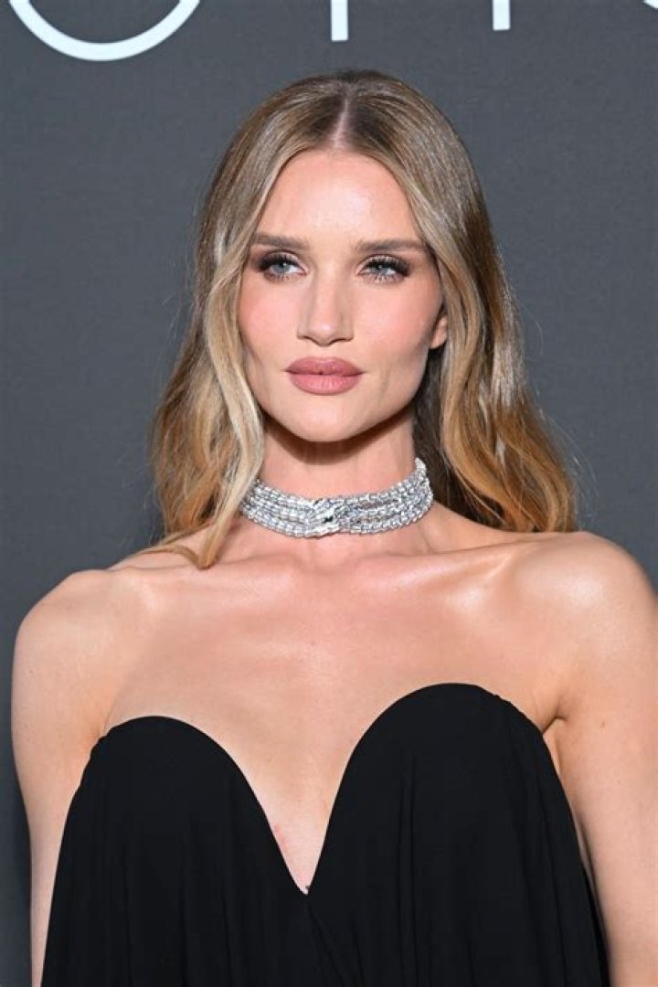 Rosie Huntington-Whiteley at the Victoria&rsquo;s Secret show