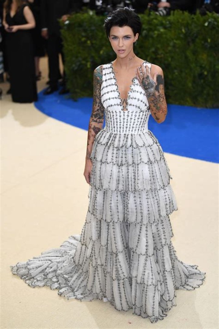 Ruby-Rose-met-gala-2017-beauty