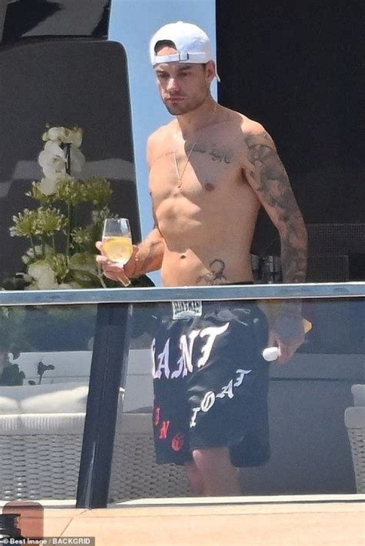 Saint-Tropez, FRANCE - Liam Payne and his partner Kate Cassidy enjoy a luxurious holiday on a yacht in Saint-Tropez, making unforgettable memories together. Pictured: Liam Payne, Kate Cassidy BACKGRID USA 22 JULY 2023 BYLINE MUST READ: Best Image / BACKGRID USA: +1 310 798 9111 / UK: +44 208 344 2007 / *UK Clients - Pictures Containing Children Please Pixelate Face Prior To Publication*
