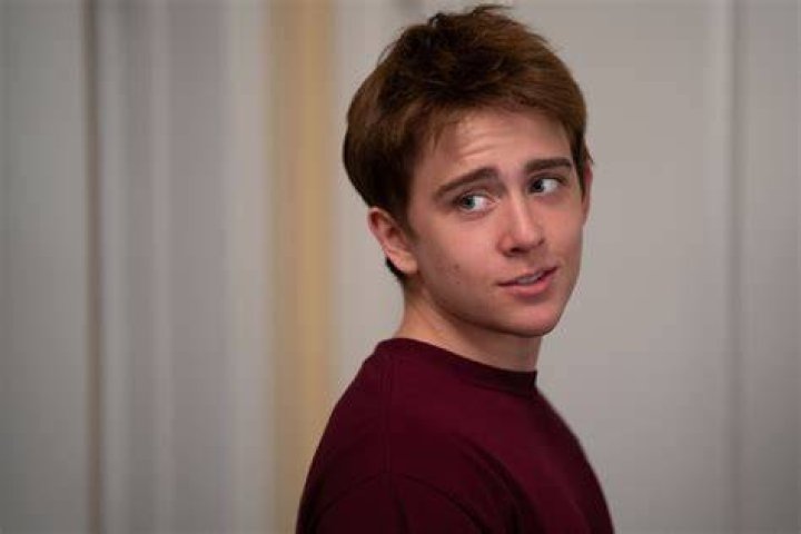 Sam McCarthy Dead To Me Season 2