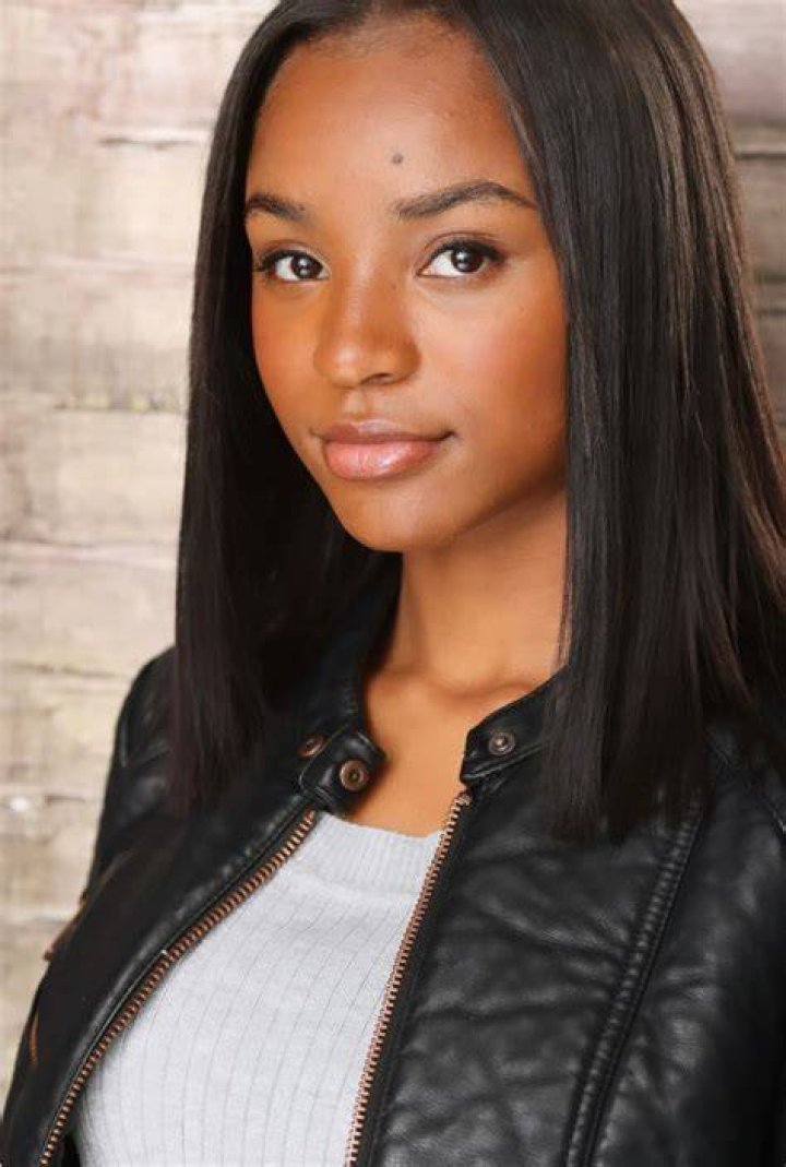Saniyya Sidney