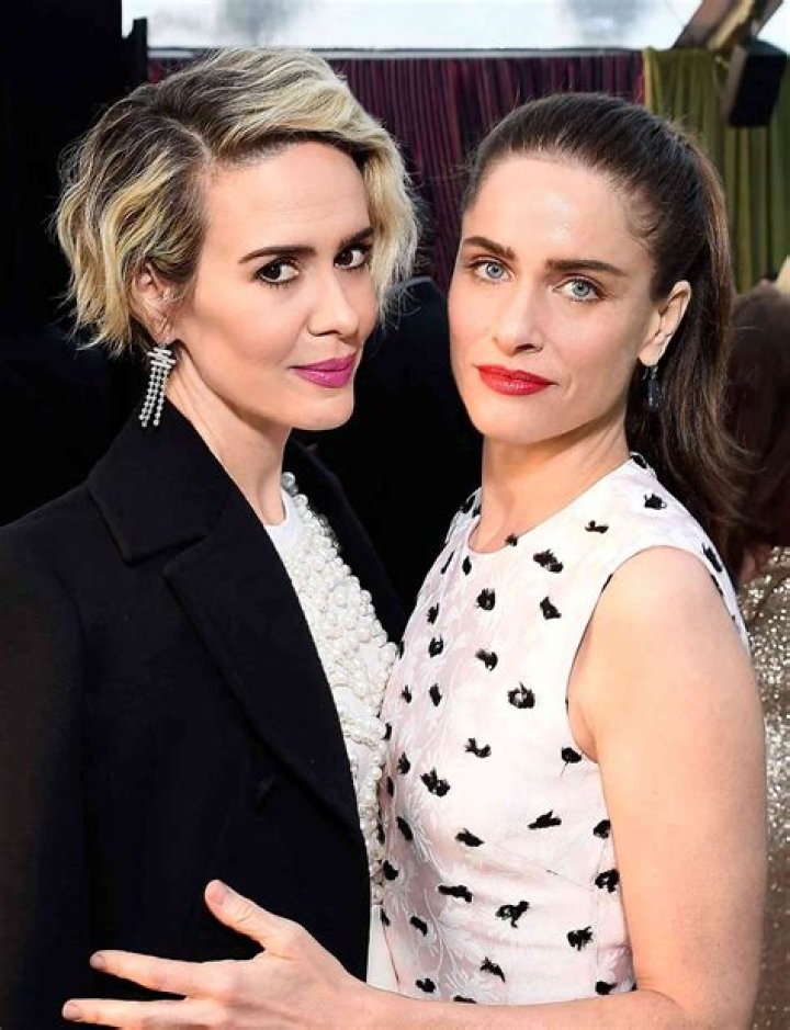 Sarah Paulson & Amanda Peet