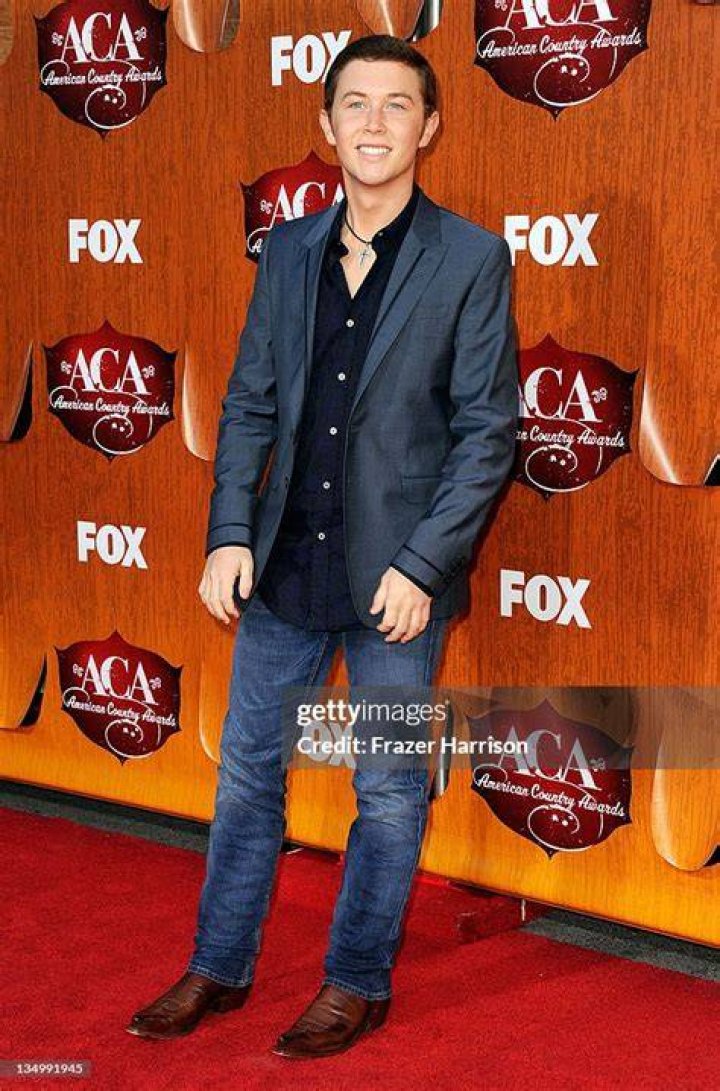 Scotty McCreery arrives at the 52nd annual CMA Awards at Bridgestone Arena, in Nashville, Tenn 52nd Annual CMA Awards - Arrivals, Nashville, USA - 14 Nov 2018