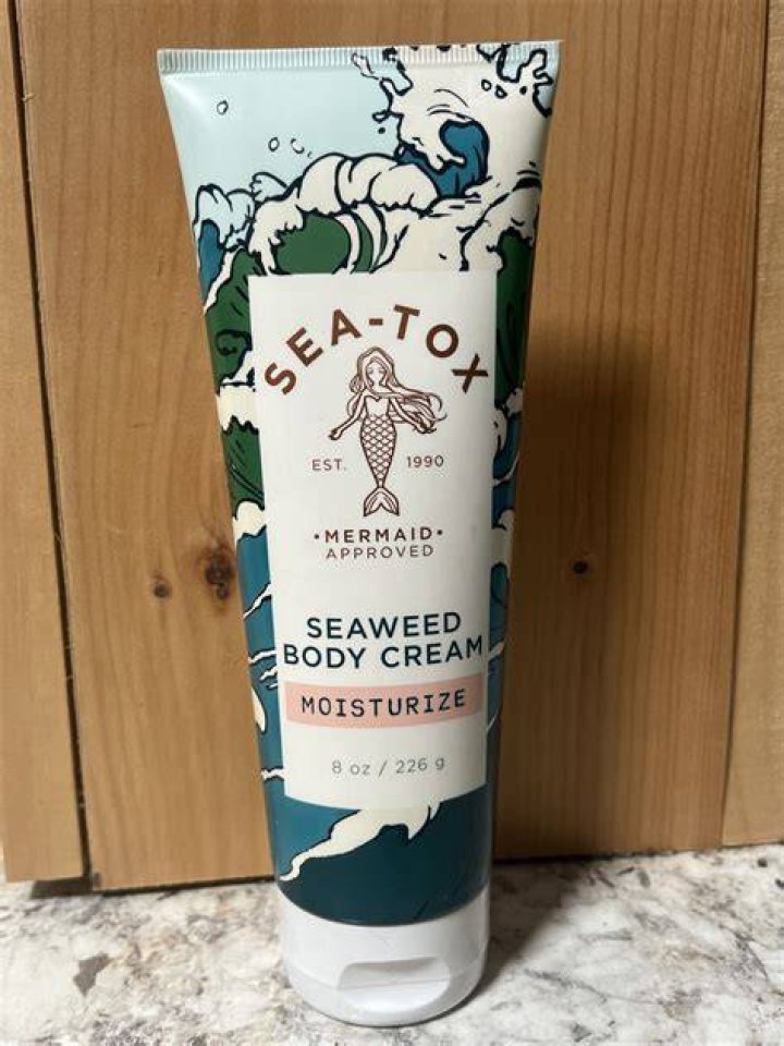 Sea-Tox Seaweed Body Cream at Bath & Body Works