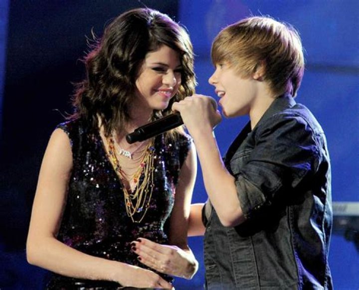Selena Gomez and Justin BieberAmerican Music Awards, Arrivals, Los Angeles, America - 20 Nov 2011