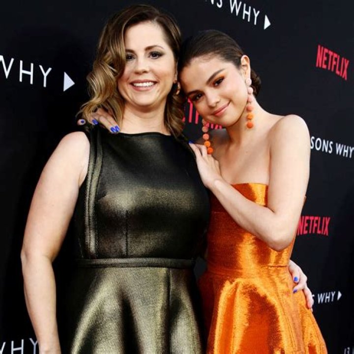 selena gomez mandy teefey