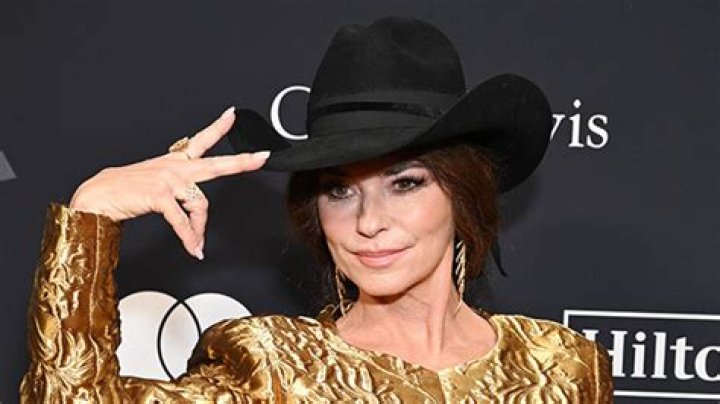 Shania Twain In Cowboy Hat & Boots