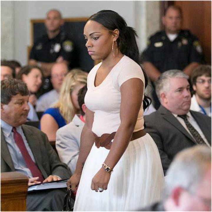 Shayanna Jenkins arriving at the Fall River Superior Court on November 6, 2013. She is accused of throwing evidence away and lying to the Grand Jury in the trial of Aaron Hernandez, the former New England Patriot. She pleaded not guilty last month.Pictured: Shayanna JenkinsRef: SPL644985 061113 Picture by: Ryan Miner / Splash NewsSplash News and PicturesLos Angeles:310-821-2666New York:212-619-2666London: