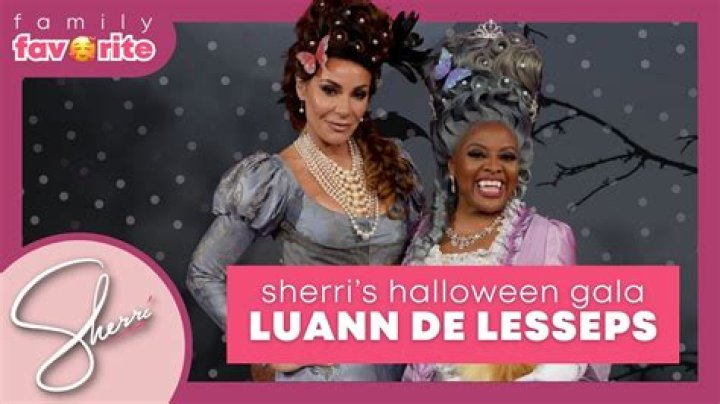 Sherri Shepherd & LuAnn De Lesseps