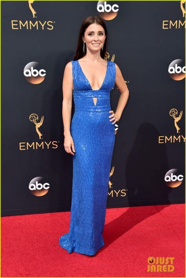 shiri-appleby-emmys-2016-emmy-awards