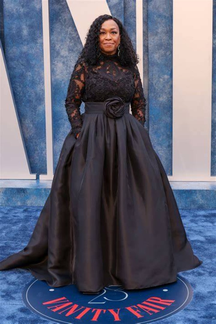 shonda-rhimes-vanity-fair-oscars-academy-awards-after-party-rex