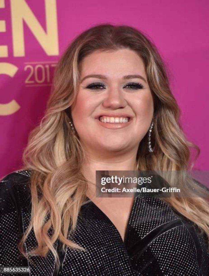 Singer Kelly Clarkson arrives for the NFL Honors award show ahead of the Super Bowl 57 football game, in Phoenix Super Bowl Honors Football, Phoenix, United States - 09 Feb 2023