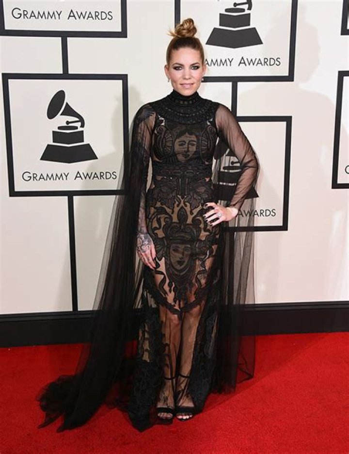 skylar-grey-grammys-2016-grammy-awards-best-dressed