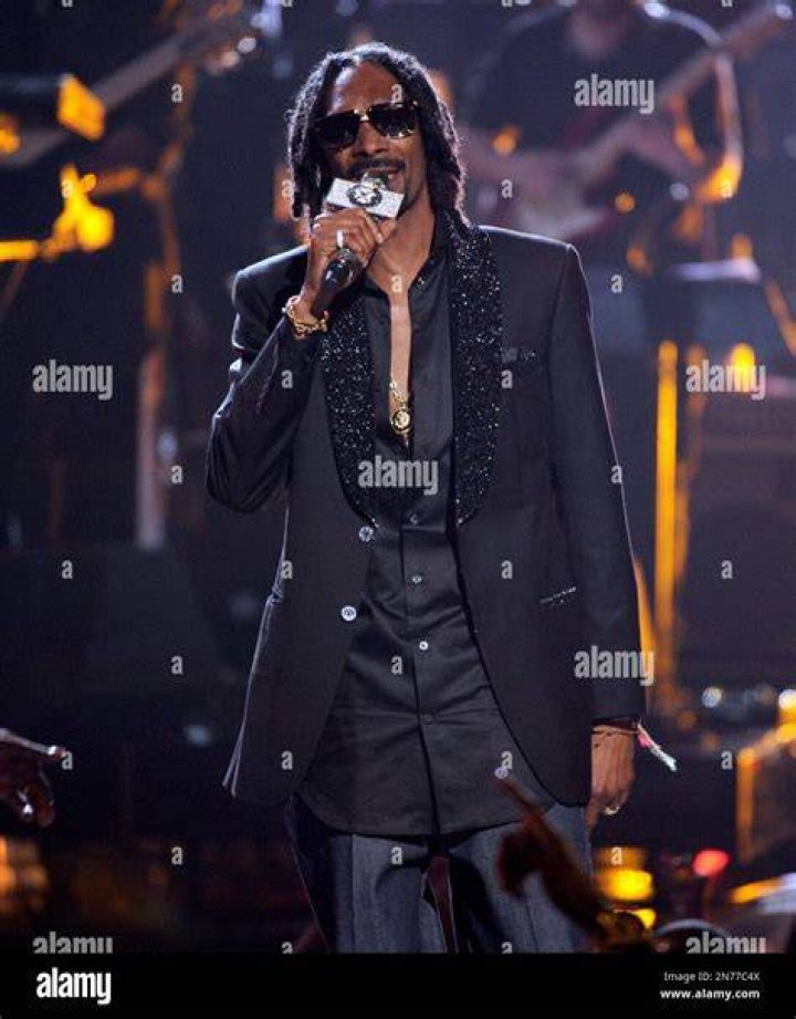 Snoop-Dogg-BET-awards-2013