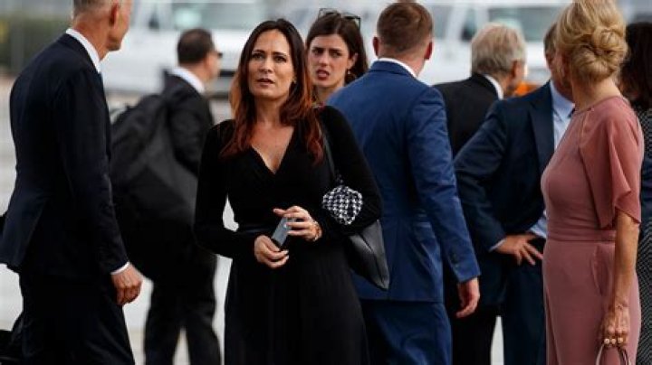 Stephanie Grisham Lands at Orlando Airport