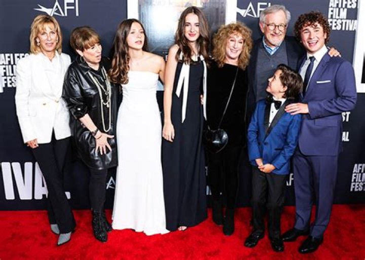 Steven Spielberg Gathers His Family at the &lsquo;Spielberg&rsquo; Premiere in 2017