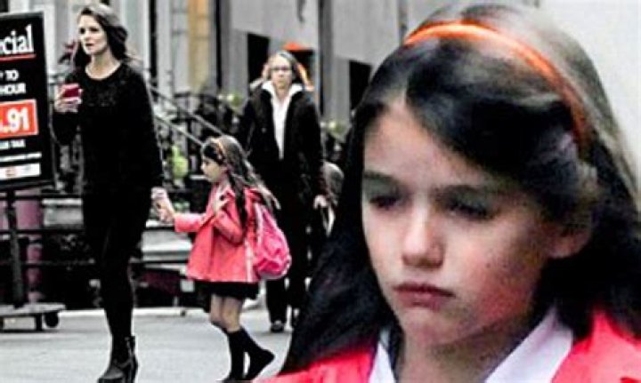 Suri Cruise leaves school