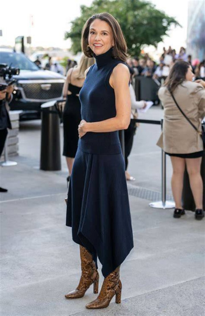Sutton Foster Michael Kors show, Arrivals, Spring Summer 2020, New York Fashion Week, USA - 11 Sep 2019 Wearing Michael Kors Same Outfit as catwalk model *10103433an
