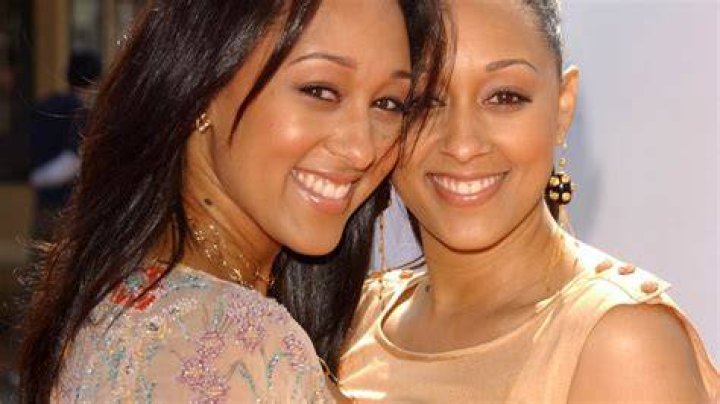 Tamera Mowry Tia Mowry Secret Language