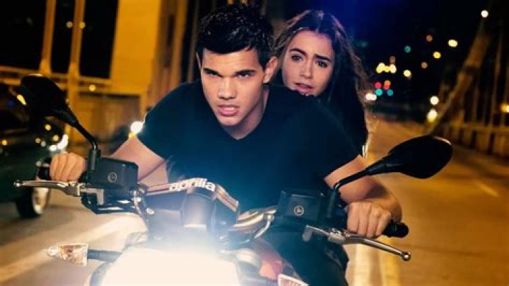 Taylor Lautner Joins The Netflix Fam