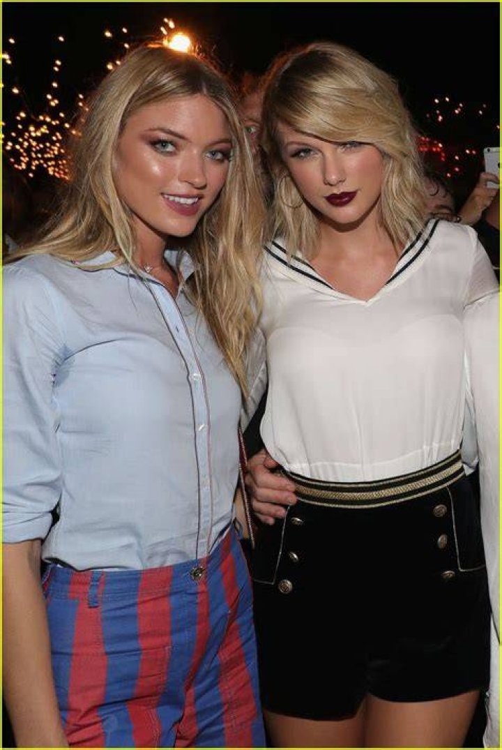 taylor-swift-martha-hunt-gigi-hadid-1989-world-tour&ndash;03