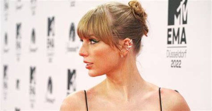Taylor Swift poses in the press room at the 63rd annual Grammy Awards at the Los Angeles Convention Center on March 14 with both live and prerecorded segments 63rd Annual Grammy Awards - Press Room, Los Angeles, United States - 14 Mar 2021
